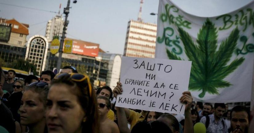 Kanabis marš Srbija 29.09.2018 Trg Nikole Pašića